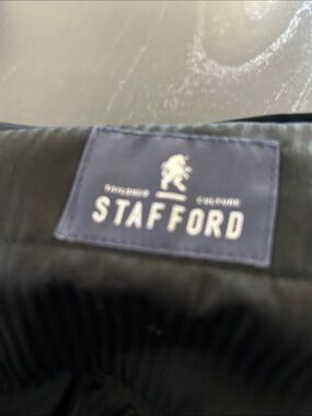 Stafford men’s black travel dress pants